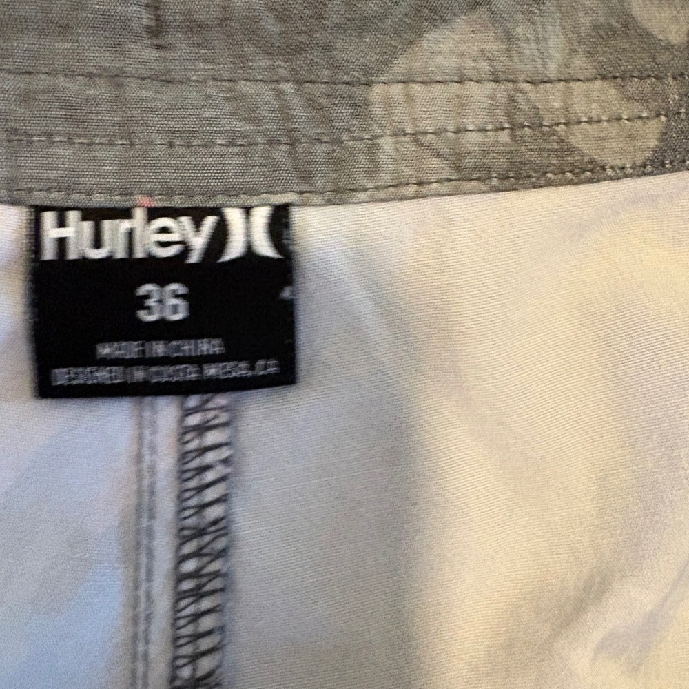 Hurley Mens 36 Board Shorts Gray Pink Floral Hibiscus Tropical Beach Swim Trunks - Picture 2 of 5
